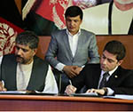 وزارت فواید عامه  دو پروژه سرک‌ سازی را به ارزش یک میلیارد افغانی  امضا کرد